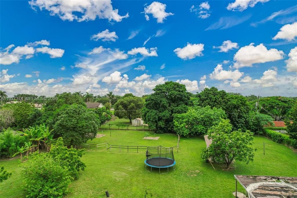En Venta: $970,000 (3 camas, 2 baños, 1545 Pies cuadrados)