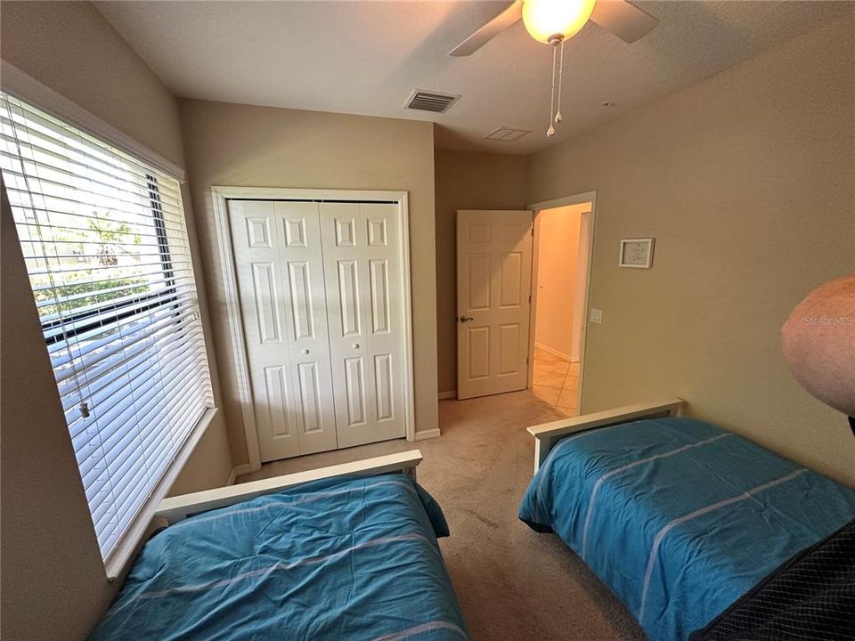 For Rent: $2,700 (3 beds, 2 baths, 1381 Square Feet)