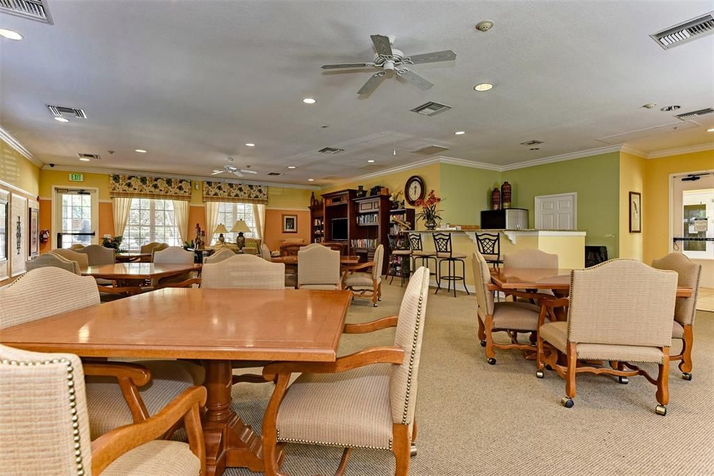 For Rent: $2,700 (3 beds, 2 baths, 1381 Square Feet)