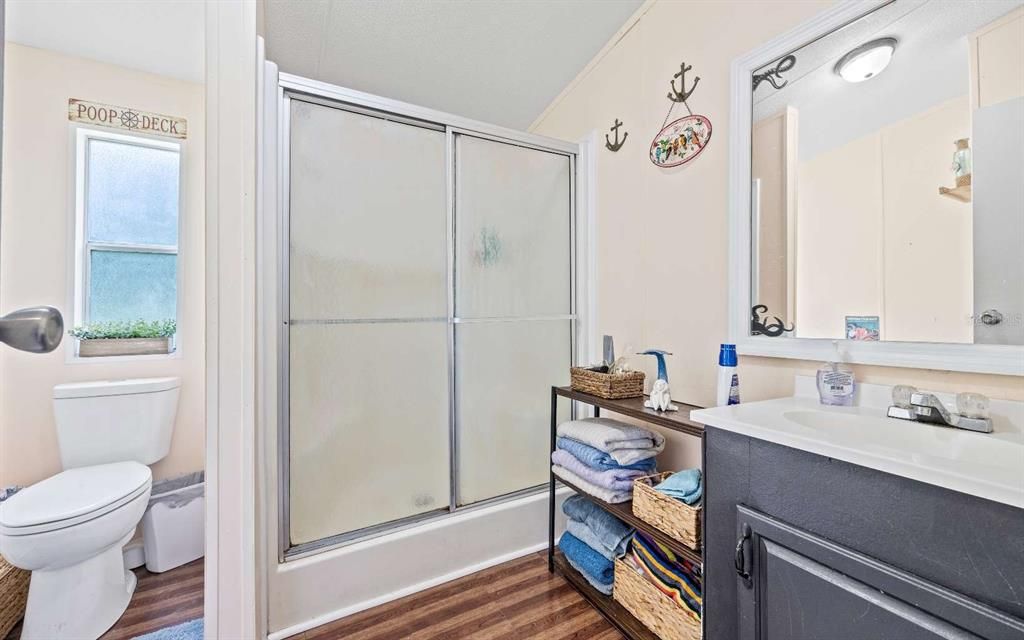 For Sale: $295,000 (3 beds, 2 baths, 1300 Square Feet)