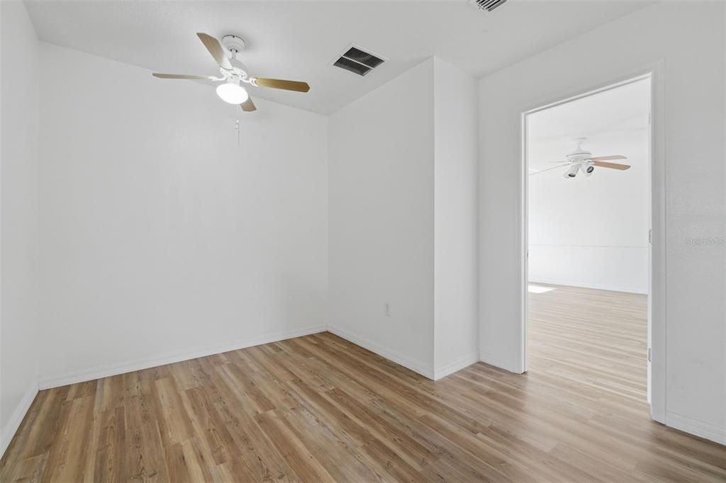 На продажу: $449,999 (3 спален, 2 ванн, 2746 Квадратных фут)