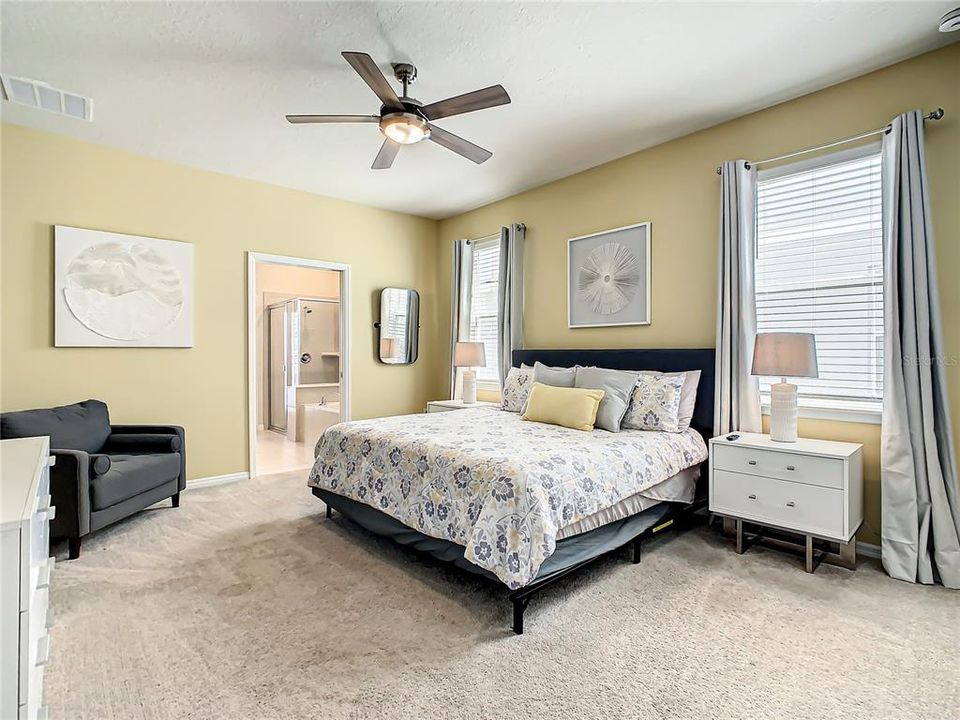 For Sale: $945,000 (10 beds, 8 baths, 4399 Square Feet)