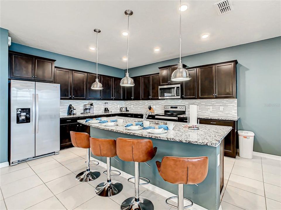 For Sale: $945,000 (10 beds, 8 baths, 4399 Square Feet)