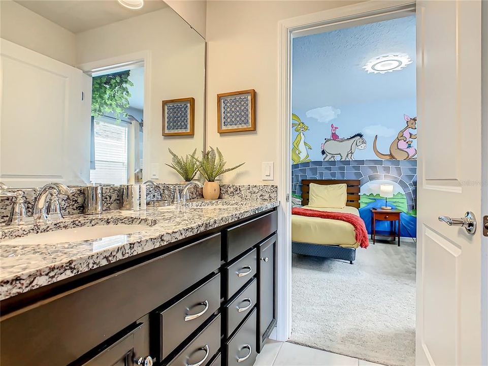 For Sale: $945,000 (10 beds, 8 baths, 4399 Square Feet)