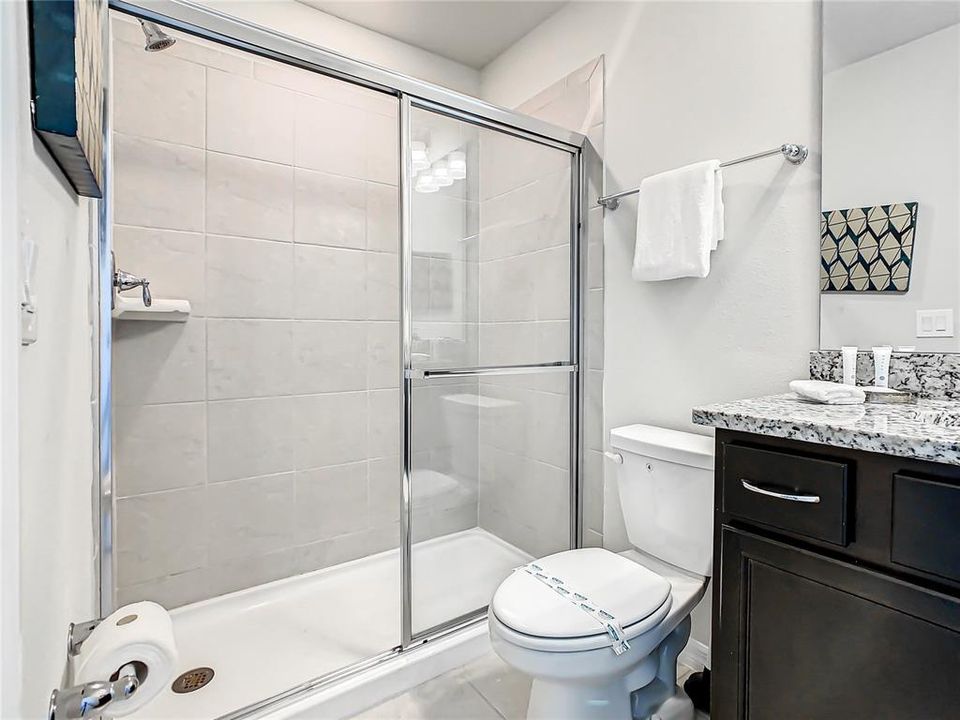 For Sale: $945,000 (10 beds, 8 baths, 4399 Square Feet)