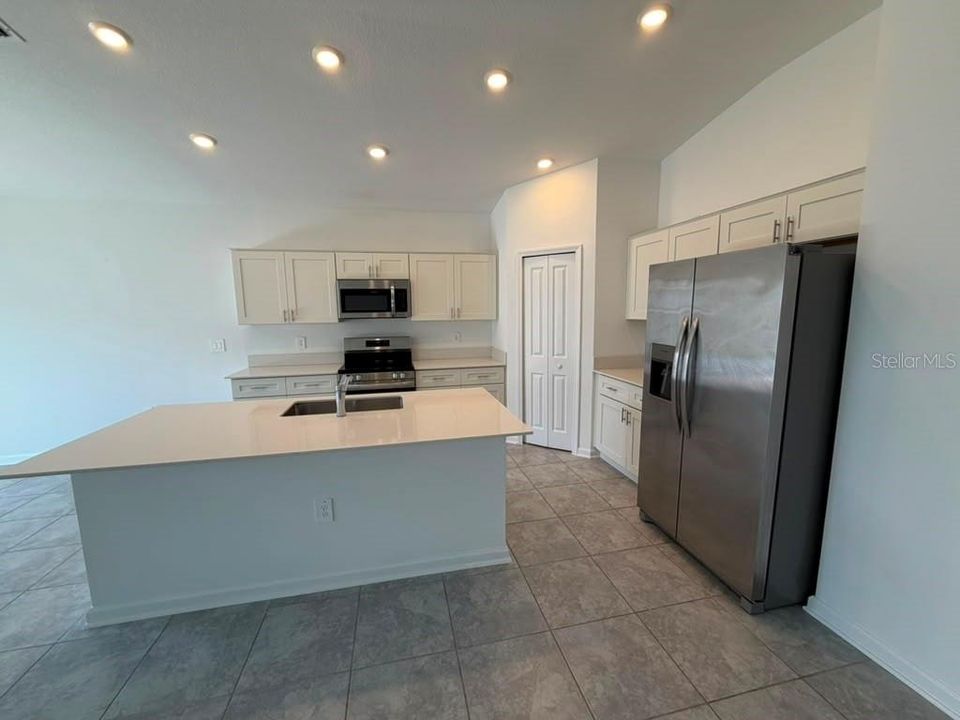 For Sale: $300,000 (4 beds, 2 baths, 1955 Square Feet)