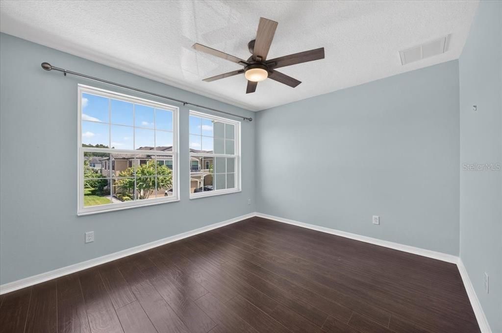For Sale: $529,000 (3 beds, 2 baths, 2200 Square Feet)