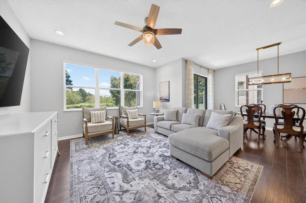 For Sale: $529,000 (3 beds, 2 baths, 2200 Square Feet)