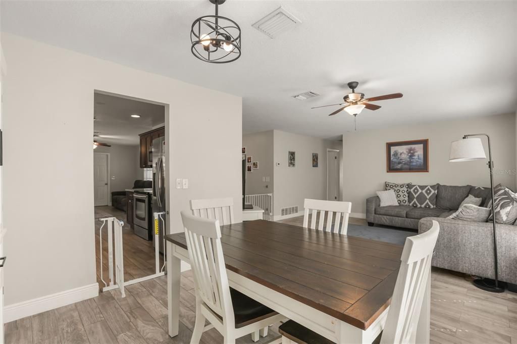For Sale: $399,999 (3 beds, 2 baths, 1436 Square Feet)