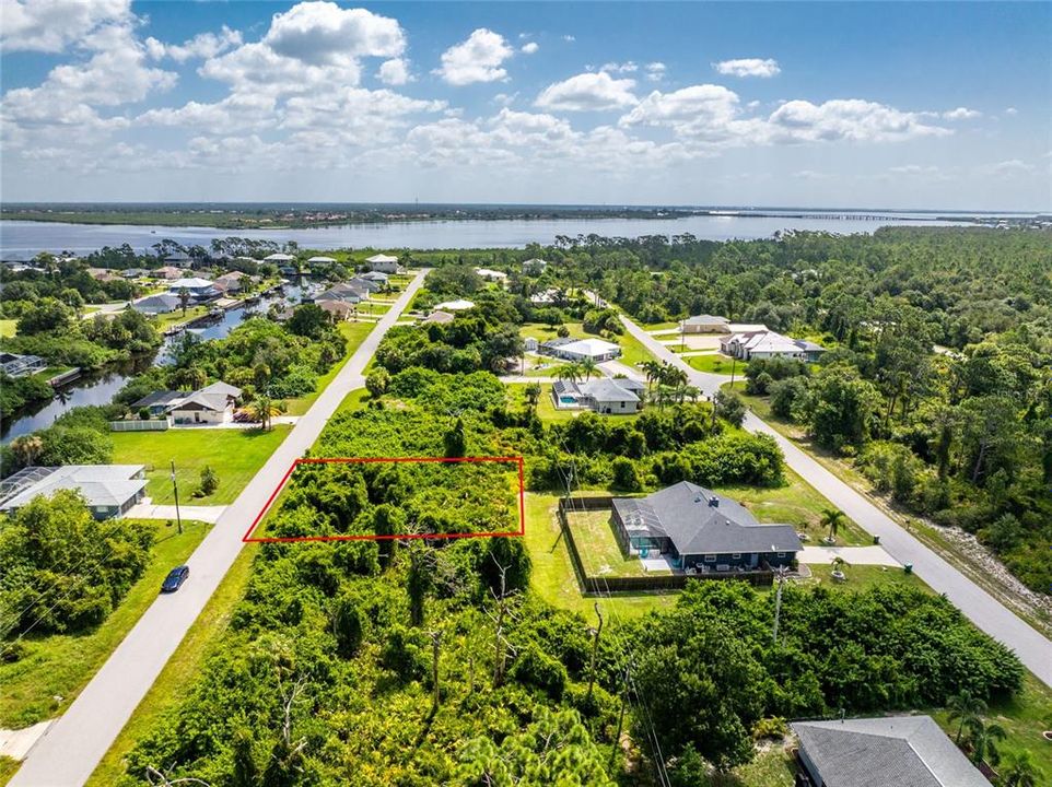 На продажу: $15,000 (0.23 acres)