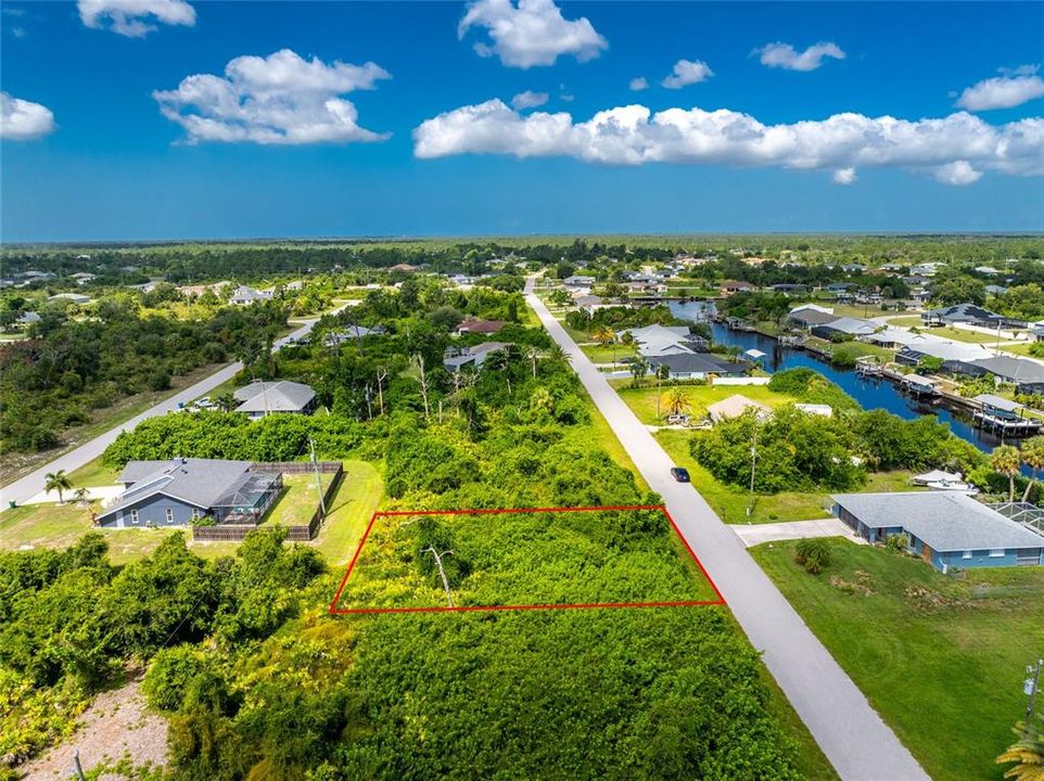 На продажу: $15,000 (0.23 acres)