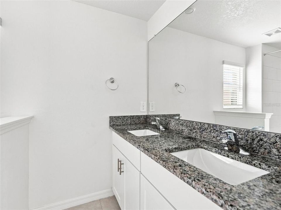For Sale: $268,000 (3 beds, 2 baths, 1787 Square Feet)