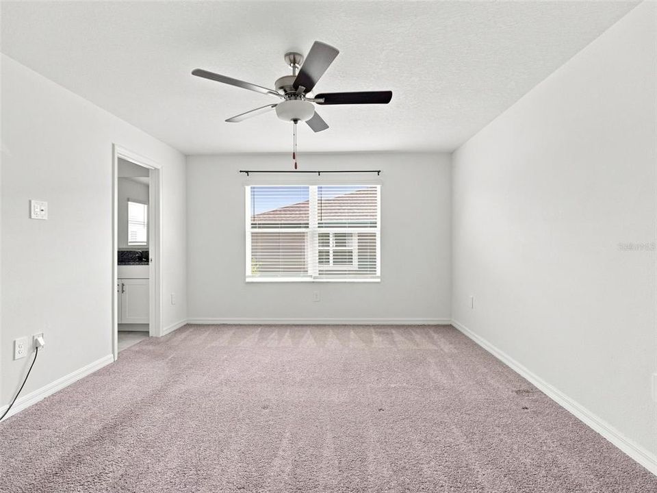 For Sale: $268,000 (3 beds, 2 baths, 1787 Square Feet)