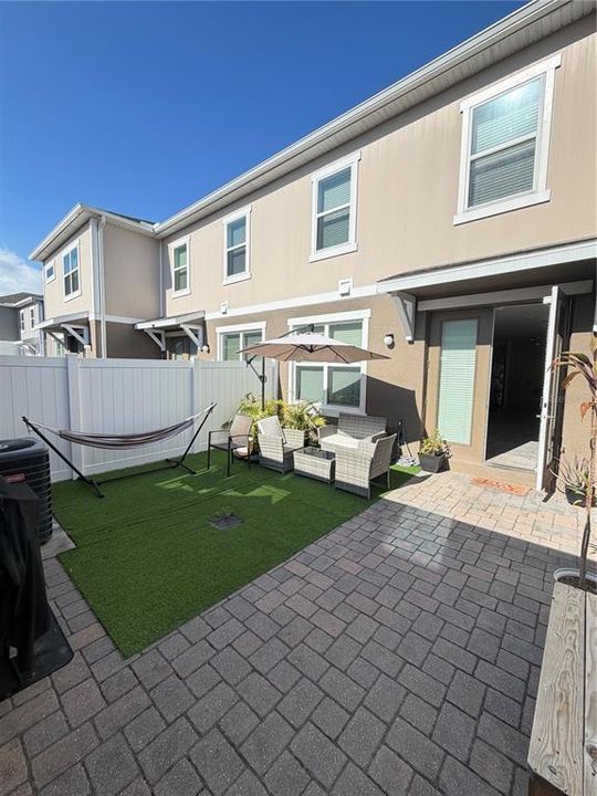 For Sale: $450,000 (3 beds, 2 baths, 1868 Square Feet)