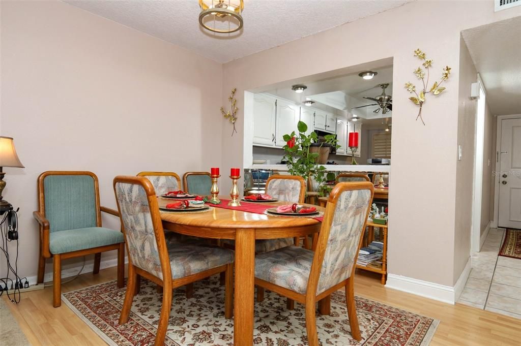 For Rent: $1,500 (2 beds, 2 baths, 1024 Square Feet)