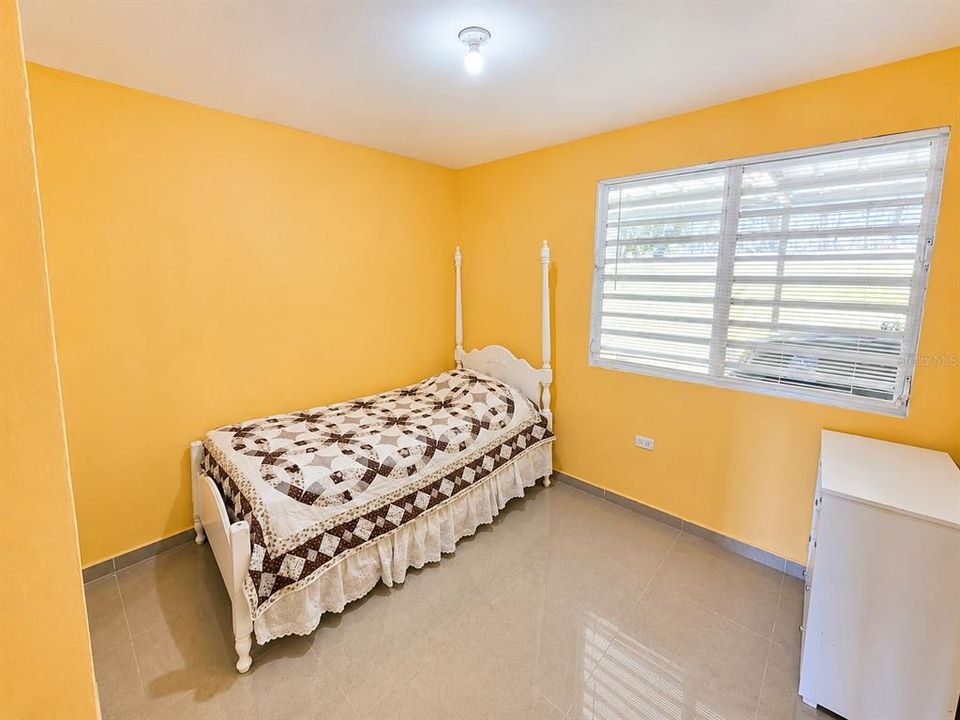 На продажу: $549,900 (8 спален, 0 ванн, 3640 Квадратных фут)