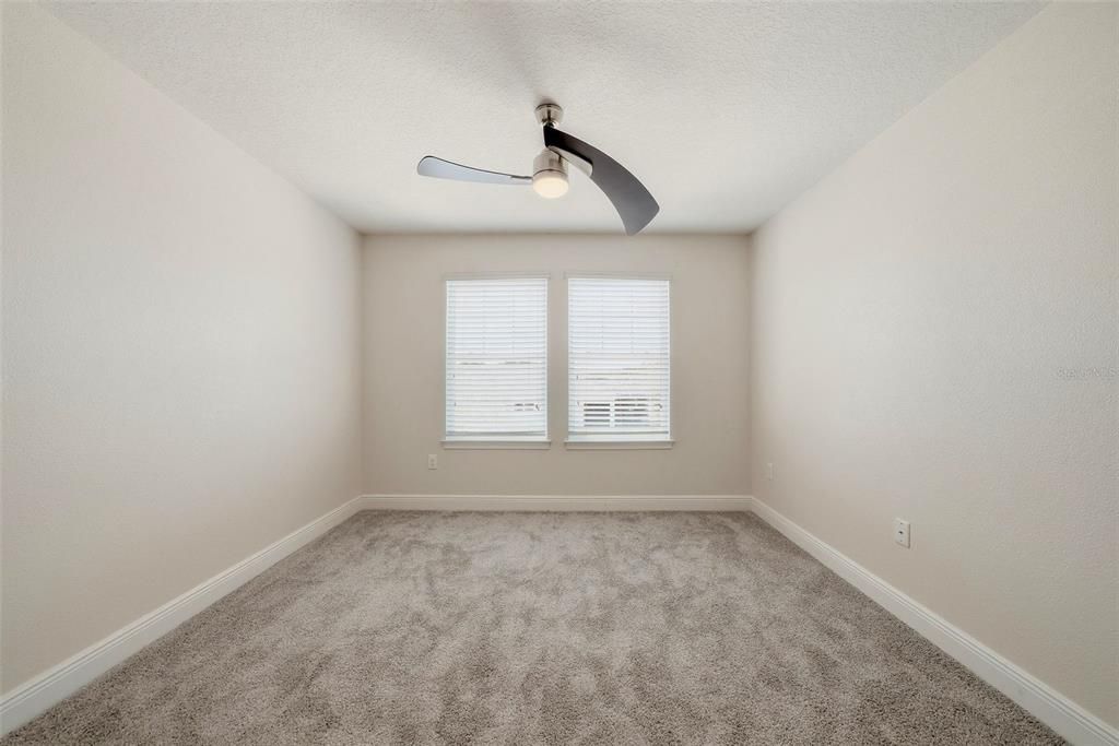 For Sale: $300,000 (3 beds, 2 baths, 1716 Square Feet)