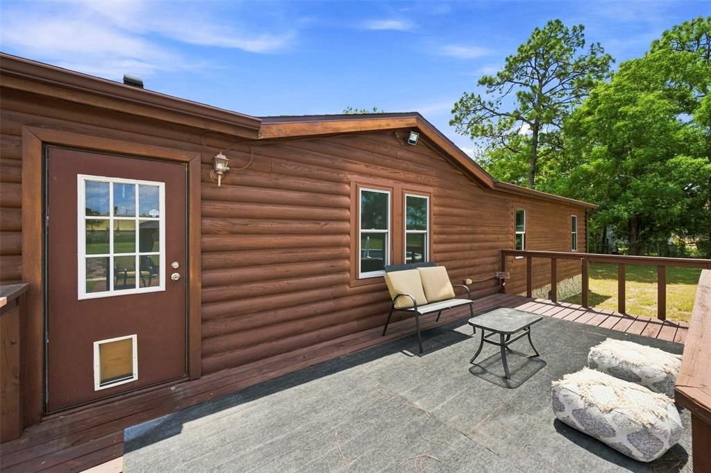 For Sale: $299,000 (4 beds, 2 baths, 1863 Square Feet)