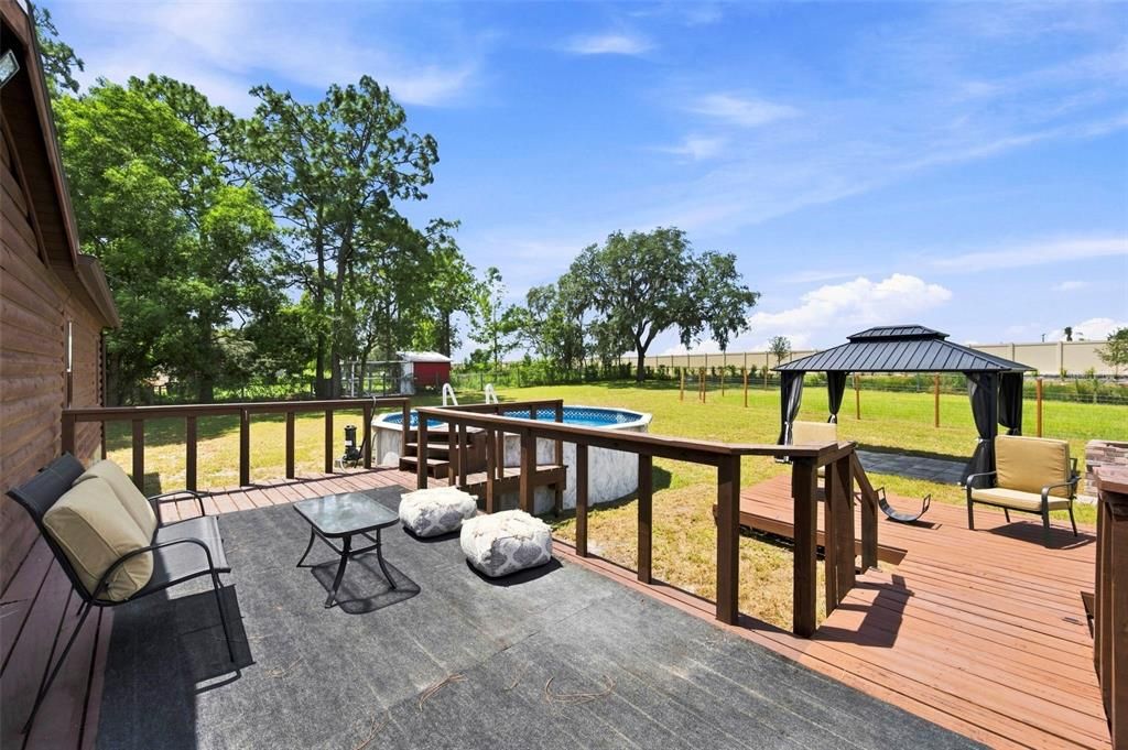 For Sale: $299,000 (4 beds, 2 baths, 1863 Square Feet)