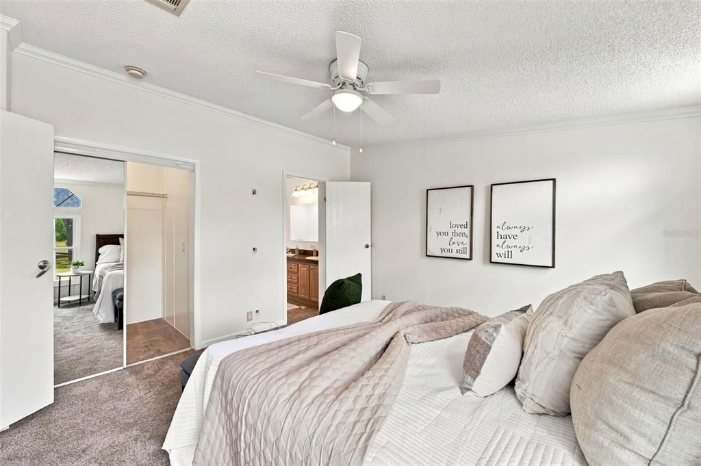 For Sale: $299,000 (4 beds, 2 baths, 1863 Square Feet)
