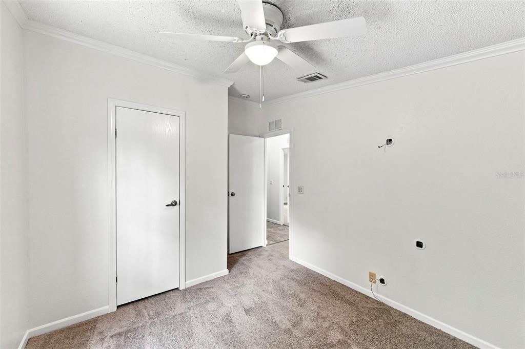For Sale: $299,000 (4 beds, 2 baths, 1863 Square Feet)