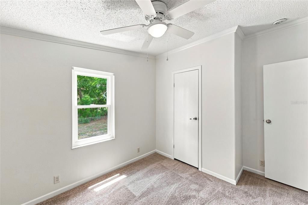 For Sale: $299,000 (4 beds, 2 baths, 1863 Square Feet)