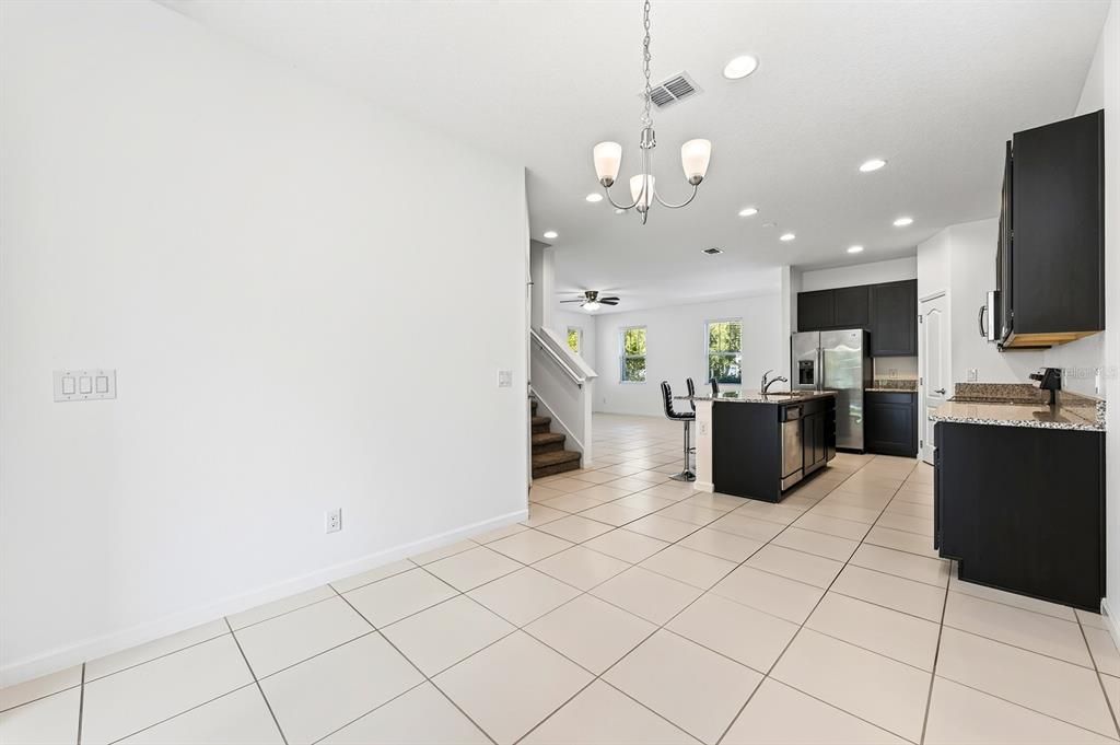 En Venta: $514,900 (4 camas, 2 baños, 2084 Pies cuadrados)