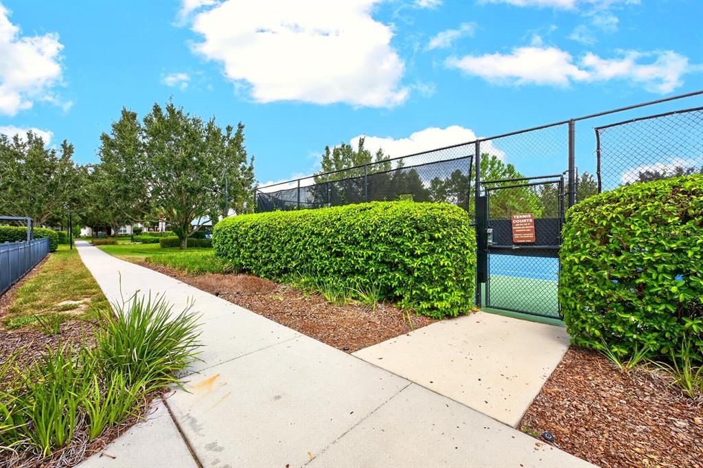 En Venta: $514,900 (4 camas, 2 baños, 2084 Pies cuadrados)
