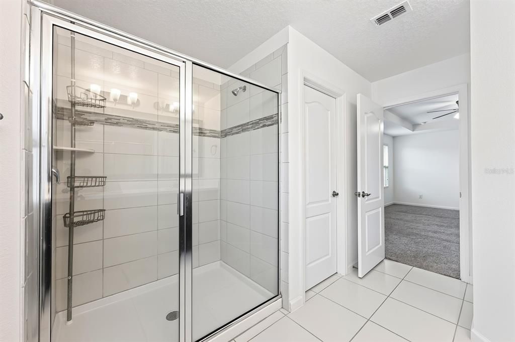 En Venta: $514,900 (4 camas, 2 baños, 2084 Pies cuadrados)
