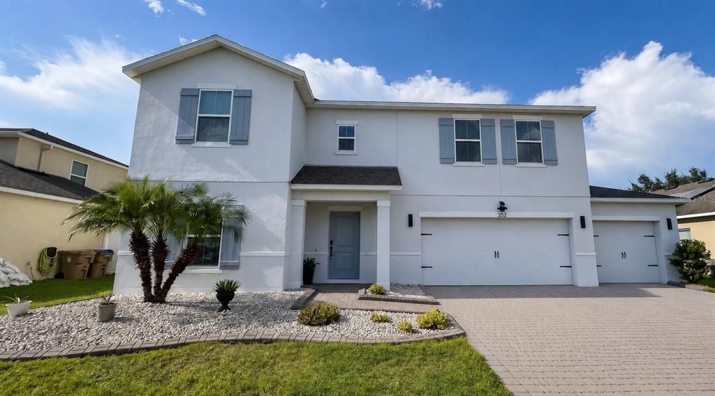 For Sale: $414,900 (5 beds, 3 baths, 2836 Square Feet)