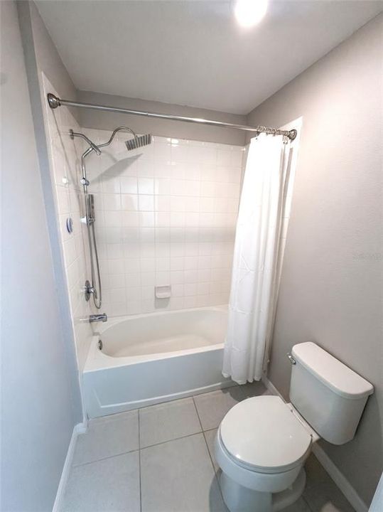 For Sale: $414,900 (5 beds, 3 baths, 2836 Square Feet)