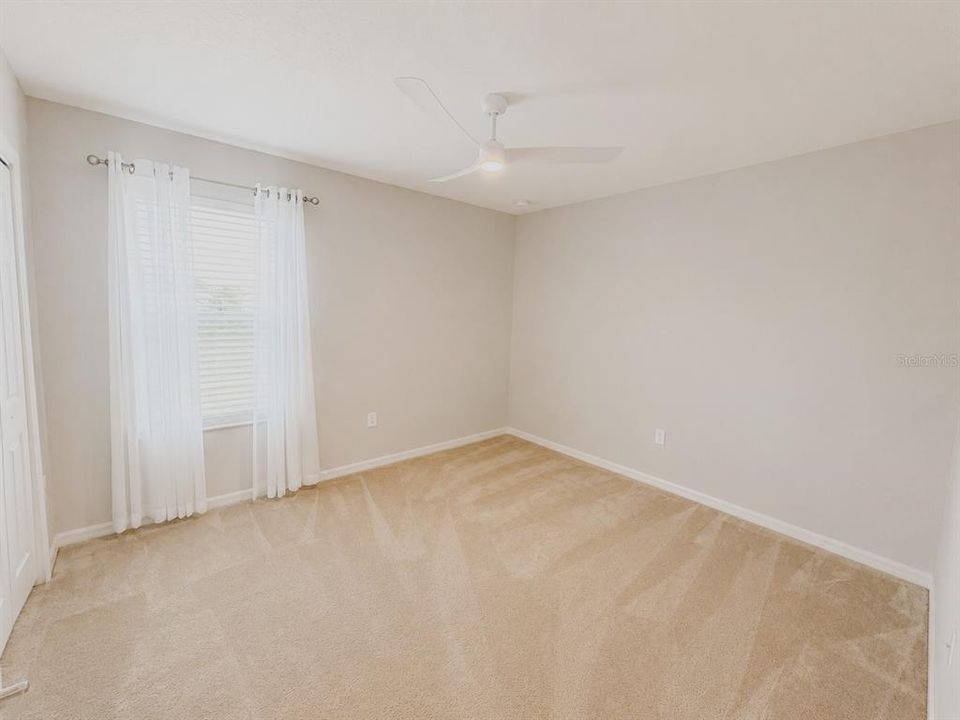 For Sale: $414,900 (5 beds, 3 baths, 2836 Square Feet)