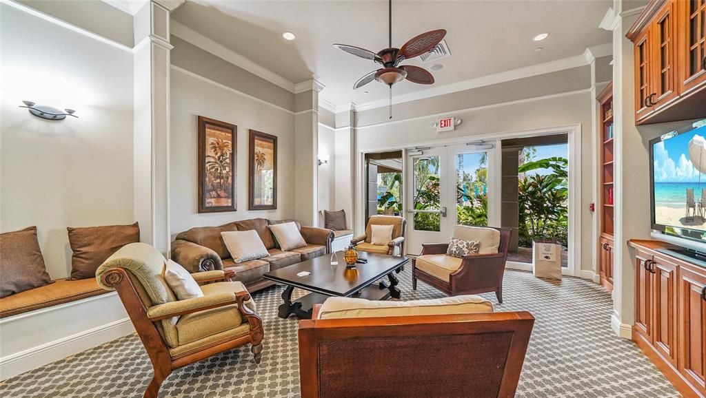 For Sale: $200,000 (2 beds, 2 baths, 1268 Square Feet)