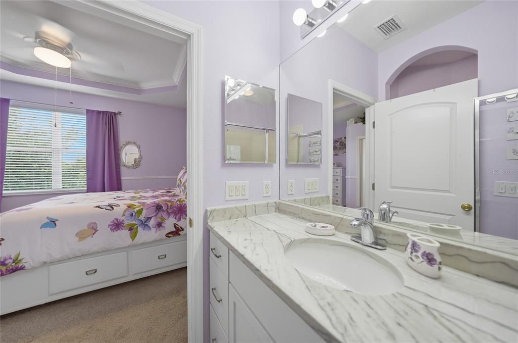 For Sale: $200,000 (2 beds, 2 baths, 1268 Square Feet)