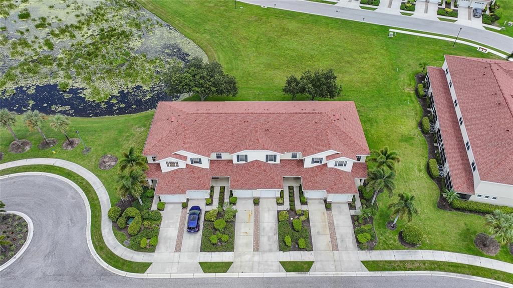 For Sale: $200,000 (2 beds, 2 baths, 1268 Square Feet)