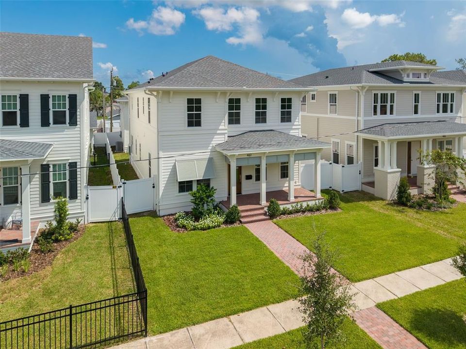 For Sale: $1,450,000 (5 beds, 4 baths, 3299 Square Feet)