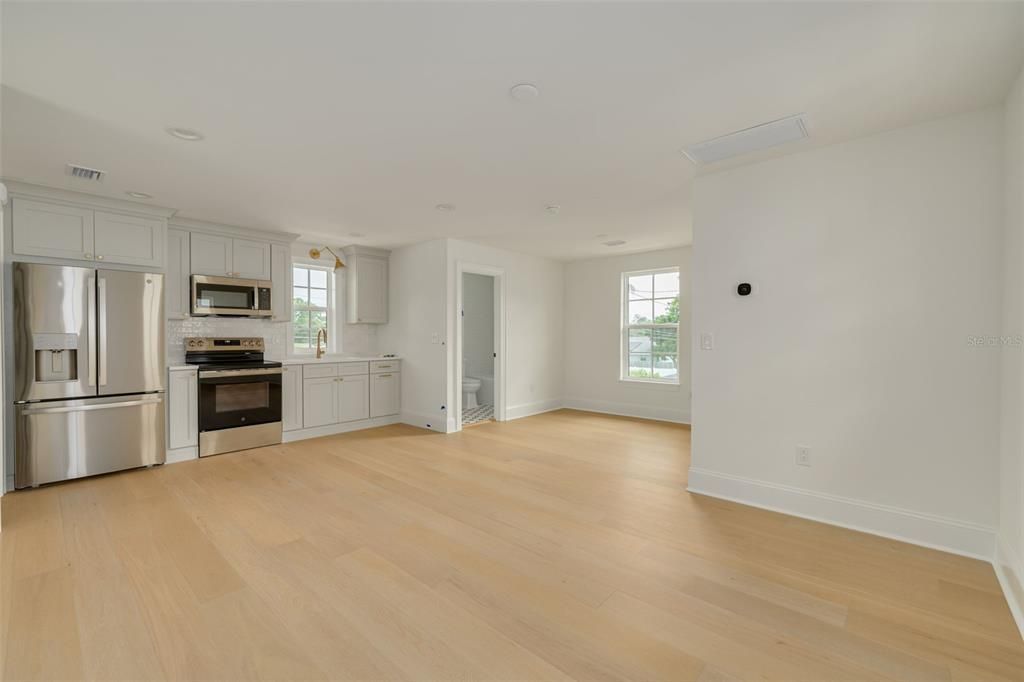 For Sale: $1,450,000 (5 beds, 4 baths, 3299 Square Feet)