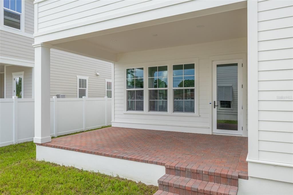 For Sale: $1,450,000 (5 beds, 4 baths, 3299 Square Feet)
