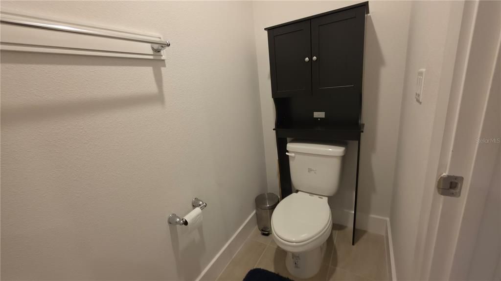 En Renta: $2,500 (4 camas, 3 baños, 2200 Pies cuadrados)