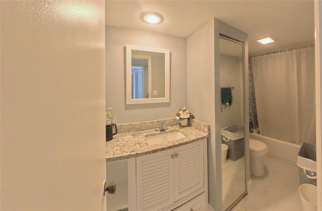 For Sale: $216,000 (2 beds, 2 baths, 1285 Square Feet)