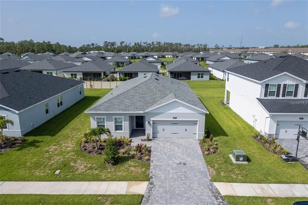 For Sale: $369,900 (3 beds, 2 baths, 2017 Square Feet)