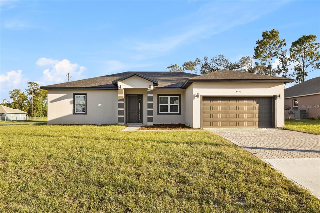 For Sale: $323,000 (4 beds, 3 baths, 1870 Square Feet)