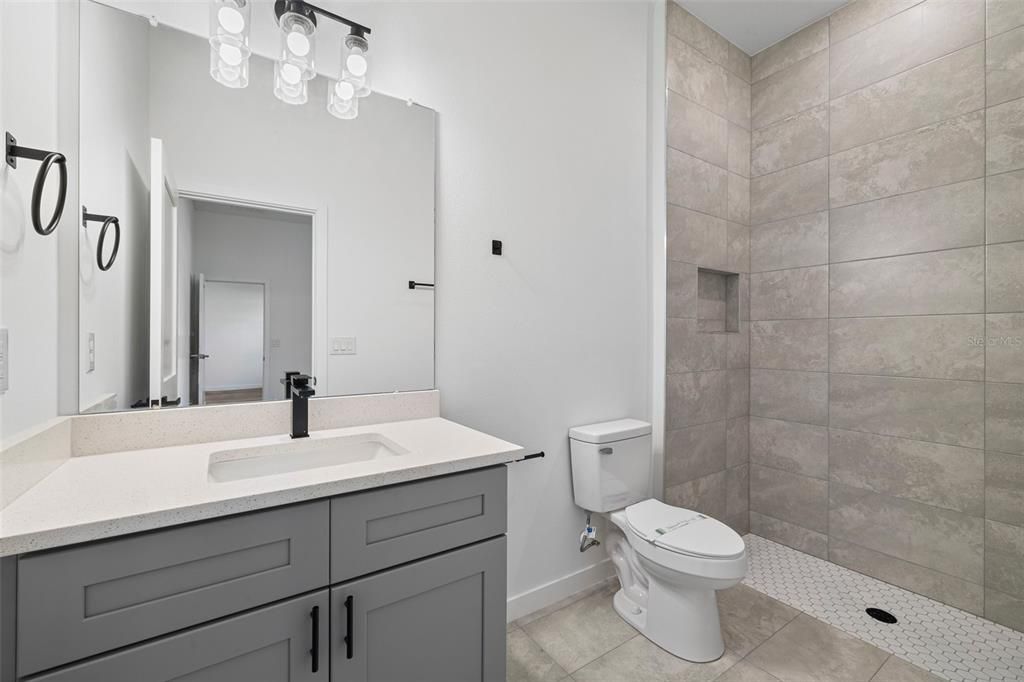 For Sale: $323,000 (4 beds, 3 baths, 1870 Square Feet)