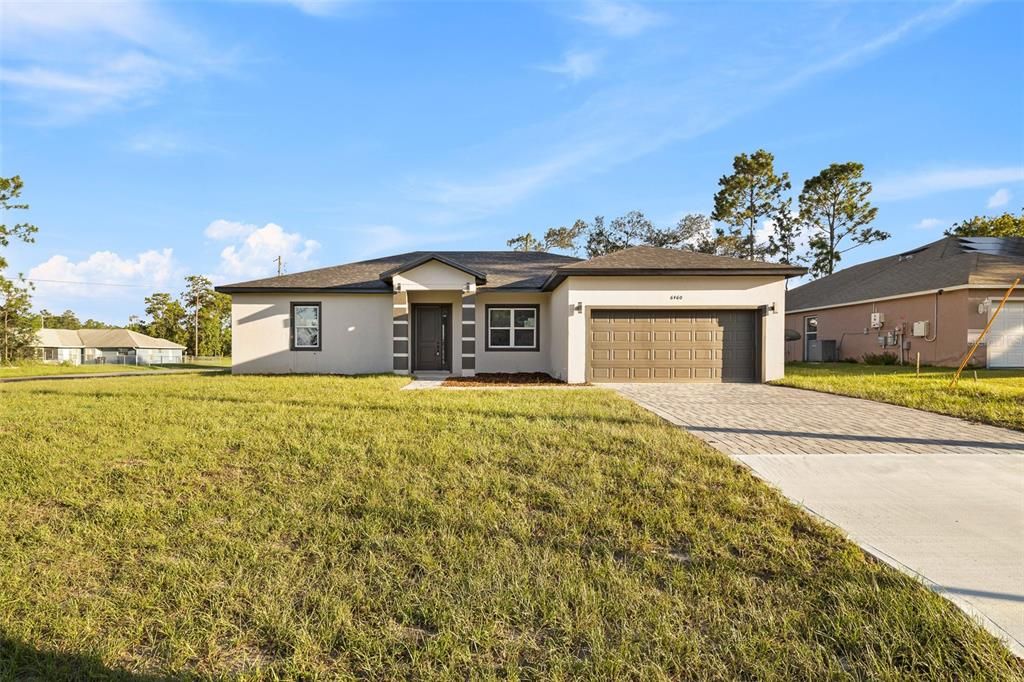 For Sale: $323,000 (4 beds, 3 baths, 1870 Square Feet)
