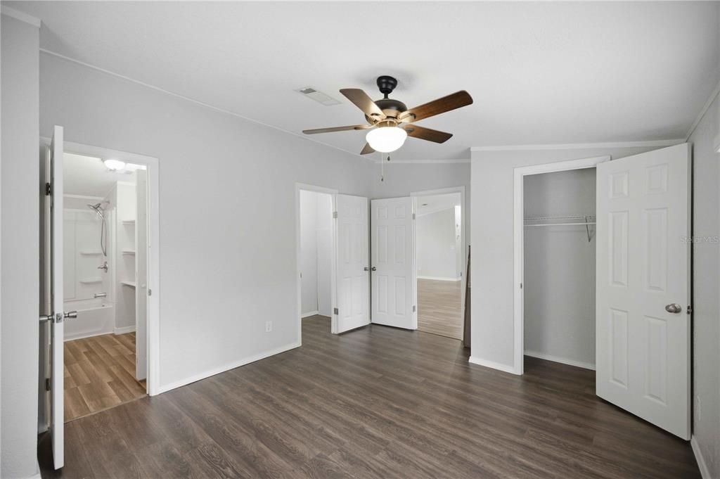 For Sale: $205,000 (3 beds, 2 baths, 1152 Square Feet)