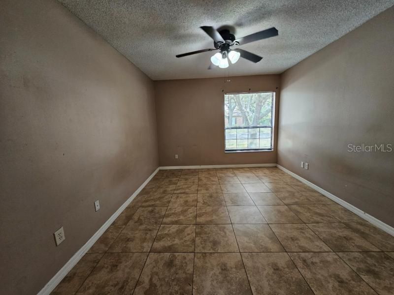 For Sale: $344,900 (4 beds, 2 baths, 1841 Square Feet)