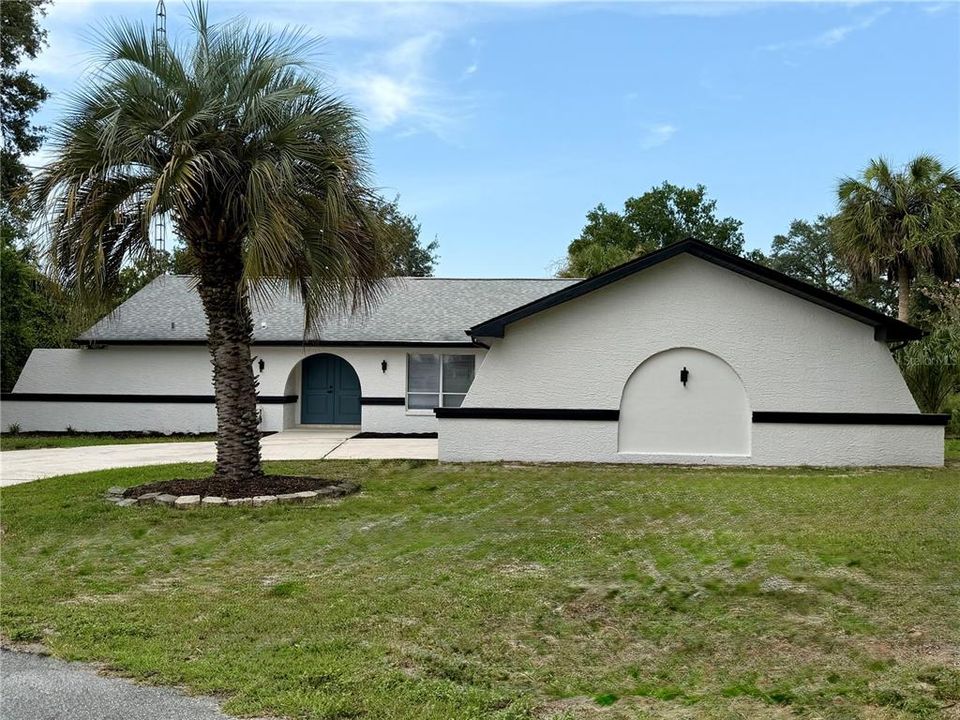 For Sale: $339,000 (3 beds, 2 baths, 1892 Square Feet)