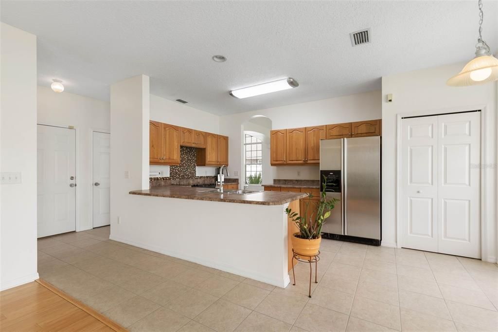 For Sale: $435,000 (3 beds, 2 baths, 2653 Square Feet)