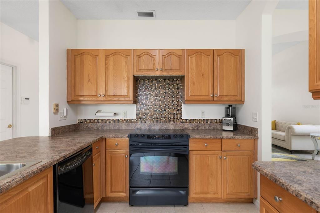 For Sale: $435,000 (3 beds, 2 baths, 2653 Square Feet)