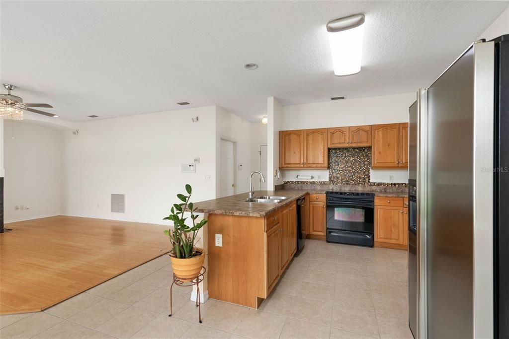 For Sale: $435,000 (3 beds, 2 baths, 2653 Square Feet)